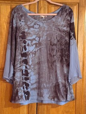 Fashion Bug Women's Blue/Gray Tie-Dye Bell Sleeve Blouse 2X
